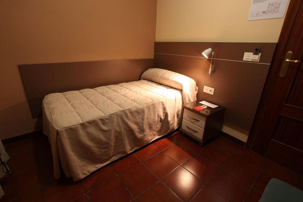 ירנה Hostal Zurbaran חדר תמונה